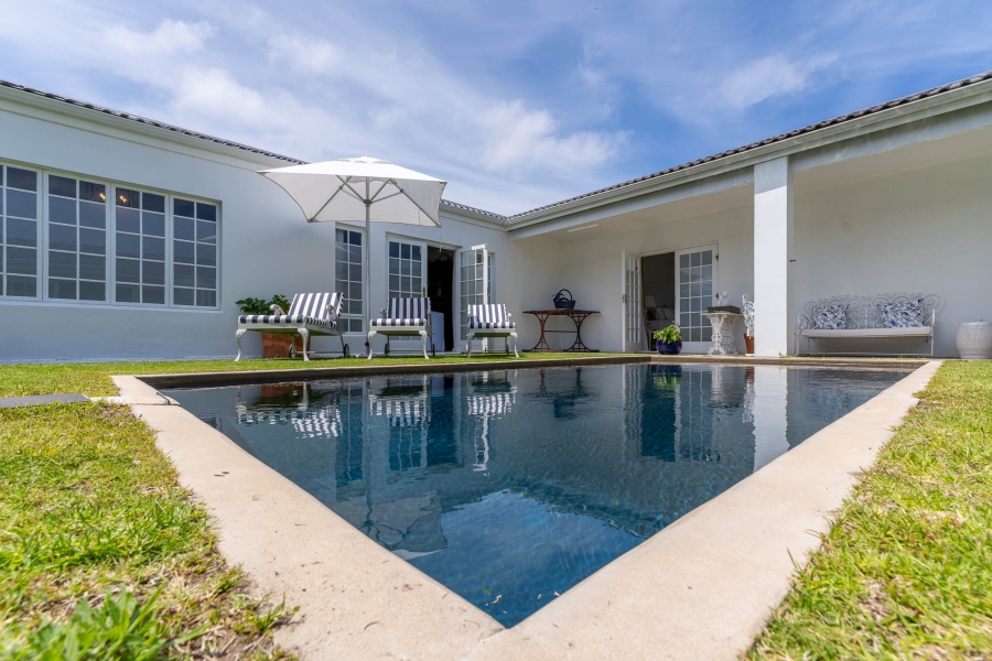 5 Bedroom Property for Sale in Lower Robberg Western Cape